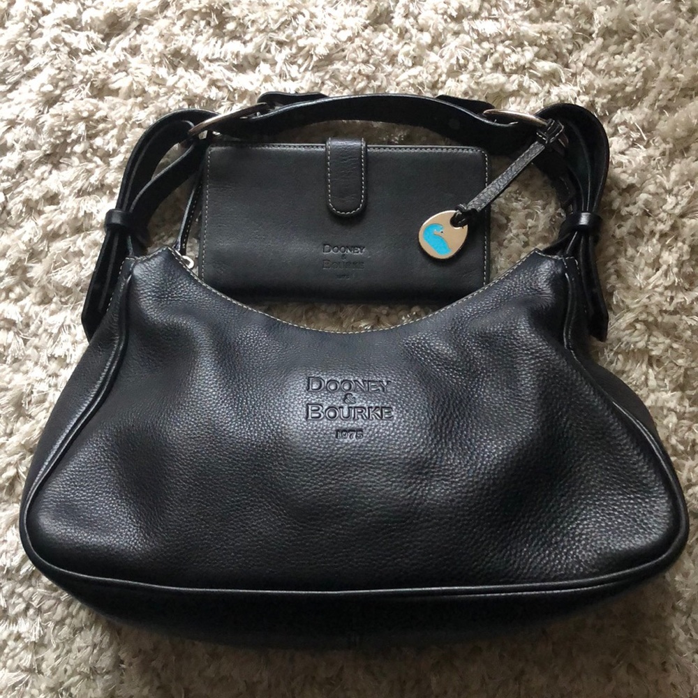 Dooney & Bourke